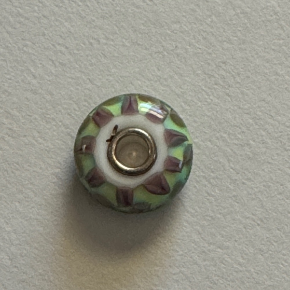 Glass Troll Bead